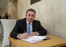 Sędziowie Sądu Konstytucyjnego Gruzji i Trybunału Konstytucyjnego
Uczestnicy spotkania Sądu Konstytucyjnego Gruzji i Trybunału Konstytucyjnego
Uczestnicy spotkania Sądu Konstytucyjnego Gruzji i Trybunału Konstytucyjnego
Uczestnicy spotkania Sądu Konstytucyjnego Gruzji i Trybunału Konstytucyjnego
Wiceprezes Sądu Konstytucyjnego Gruzji Pan Zaza Tavadze