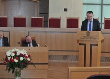 Uczestnicy uroczystości
Prof. Moshe Rosman i Prezes Trybunału Konstytucyjnego prof. Andrzej Rzepliński
Uczestnicy uroczystości
p.o. Prezesa Sądu Konstytucyjnego Republiki Litewskiej Dainius Žalimas 
Prof. Moshe Rosman
Uczestnicy uroczystości
Prezes Trybunału Konstytucyjnego prof. Andrzej Rzepliński i prof. Moshe Rosman i uczestnicy uroczystości
Prezes Trybunału Konstytucyjnego prof. Andrzej Rzepliński i prof. Moshe Rosman
Prezes Trybunału Konstytucyjnego prof. Andrzej Rzepliński i prof. Moshe Rosman