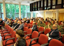 Prezes TK prof. Andrzej Rzepliński i prof. Franciszek Ziejka
Uczestnicy wykładu
Prezes TK prof. Andrzej Rzepliński i prof. Franciszek Ziejka
Uczestnicy wykładu
Prezes TK prof. Andrzej Rzepliński i prof. Franciszek Ziejka
Uczestnicy wykładu