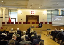 prof. Stanisław Biernat, Wiceprezes Trybunału Konstytucyjnego i dr hab. Dariusz Adamski
Uczestnicy wykładu
prof. Stanisław Biernat, Wiceprezes Trybunału Konstytucyjnego i dr hab. Dariusz Adamski
prof. Stanisław Biernat, Wiceprezes Trybunału Konstytucyjnego i dr hab. Dariusz Adamski
prof. Stanisław Biernat, Wiceprezes Trybunału Konstytucyjnego i dr hab. Dariusz Adamski