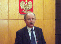 Wiceprezes Trybunału Konstytucyjnego prof. Andrzej Mączyński otwiera konferencję
dr Władysław T. Kulesza, prof. Andrzej Mączyński, prof. Andrzej Zakrzewski
dr hab. Anna Landau-Czajka
dr Romuald Kraczkowski 
prof. Andrzej Zakrzewski
dr Adam Jankiewicz
prof. Andrzej Ajnenkiel
prof. Andrzej Mączyński