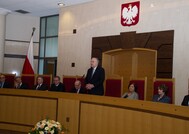 Prezes i Sędziowie Trybunału Konstytucyjnego
Prezydent RP Bronisław Komorowski, Prezes Rady Ministrów Ewa Kopacz, Wicemarszałek Sejmu Eugeniusz Grzeszczak, Wicemarszałek Senatu Jan Wyrowiński oraz inni goście dorocznego Zgromadzenia Ogólnego Sędziów TK 
Uczestnicy Zgromadzenia Ogólnego Sędziów TK
Prezydent RP Bronisław Komorowski, Prezes Rady Ministrów Ewa Kopacz, Wicemarszałek Sejmu Eugeniusz Grzeszczak, Wicemarszałek Senatu Jan Wyrowiński
Prezes Trybunału Konstytucyjnego prof. Andrzej Rzepliński
Prezydent RP Bronisław Komorowski
Prezes Rady Ministrów Ewa Kopacz
Wicemarszałek Senatu Jan Wyrowiński
I Prezes Sądu Najwyższego prof. Małgorzata Gersdorf
Prezes Naczelnego Sądu Administracyjnego i Przewodniczący Krajowej Rady Sądownictwa prof. Roman Hauser
Rzecznik Praw Obywatelskich prof. Irena Lipowicz
Prokurator Generalny Andrzej Seremet