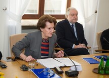 Uczestnicy spotkania Sądu Konstytucyjnego Republiki Mołdawii i Trybunału Konstytucyjnego
Uczestnicy spotkania Sądu Konstytucyjnego Republiki Mołdawii i Trybunału Konstytucyjnego
Sędzia TK Victor Popa, Prezes SK Mołdawii Alexandru Tănase i Sędzia SK Mołdawii Igor Dolea
Sędzia TK prof. Sławomira Wronkowska-Jaśkiewicz i Prezes TK prof. Andrzej Rzepliński
Prezes SK Mołdawii Alexandru Tănase
Sędzia TK Victor Popa, Prezes SK Mołdawii Alexandru Tănas, Sędzia SK Mołdawii Igor Dolea i Sekretarz Generalny SK Mołdawii Rodica Secrieru
Spotkanie w Sądzie Najwyższym
Spotkanie w Sądzie Najwyższym