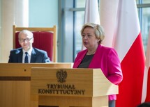 Prezes i Sędziowie Trybunału Konstytucyjnego
Prezydent RP Bronisław Komorowski, Prezes Rady Ministrów Ewa Kopacz, Wicemarszałek Sejmu Eugeniusz Grzeszczak, Wicemarszałek Senatu Jan Wyrowiński oraz inni goście dorocznego Zgromadzenia Ogólnego Sędziów TK 
Uczestnicy Zgromadzenia Ogólnego Sędziów TK
Prezydent RP Bronisław Komorowski, Prezes Rady Ministrów Ewa Kopacz, Wicemarszałek Sejmu Eugeniusz Grzeszczak, Wicemarszałek Senatu Jan Wyrowiński
Prezes Trybunału Konstytucyjnego prof. Andrzej Rzepliński
Prezydent RP Bronisław Komorowski
Prezes Rady Ministrów Ewa Kopacz
Wicemarszałek Senatu Jan Wyrowiński
I Prezes Sądu Najwyższego prof. Małgorzata Gersdorf
Prezes Naczelnego Sądu Administracyjnego i Przewodniczący Krajowej Rady Sądownictwa prof. Roman Hauser
Rzecznik Praw Obywatelskich prof. Irena Lipowicz
Prokurator Generalny Andrzej Seremet