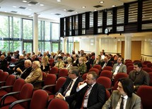 prof. Stanisław Biernat, Wiceprezes Trybunału Konstytucyjnego i dr hab. Dariusz Adamski
Uczestnicy wykładu
prof. Stanisław Biernat, Wiceprezes Trybunału Konstytucyjnego i dr hab. Dariusz Adamski
prof. Stanisław Biernat, Wiceprezes Trybunału Konstytucyjnego i dr hab. Dariusz Adamski
prof. Stanisław Biernat, Wiceprezes Trybunału Konstytucyjnego i dr hab. Dariusz Adamski